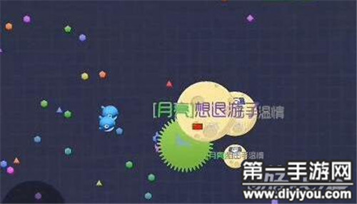 三人欢聚一堂，共绘三Q温馨时刻