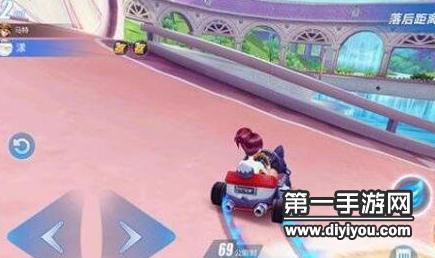 好的，根据您的需求，标题可以修改为：二线三线精品日产NV：水蜜桃风格魅力绽放，开启独特时尚之旅